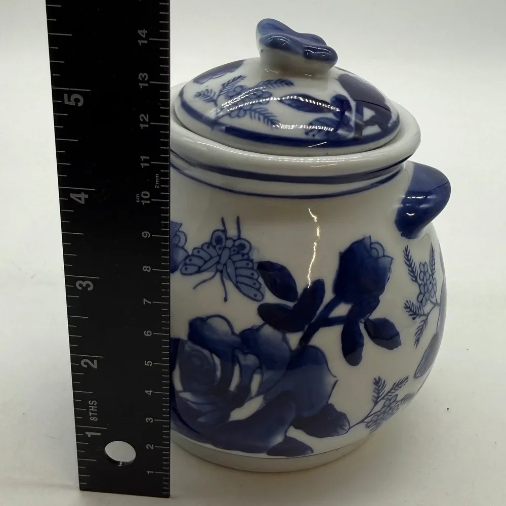 Vintage Blue and White Porcelain Ginger Jar Lidded Rose Butterfly Chinoiserie
